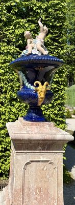 Linderhof Palace by null