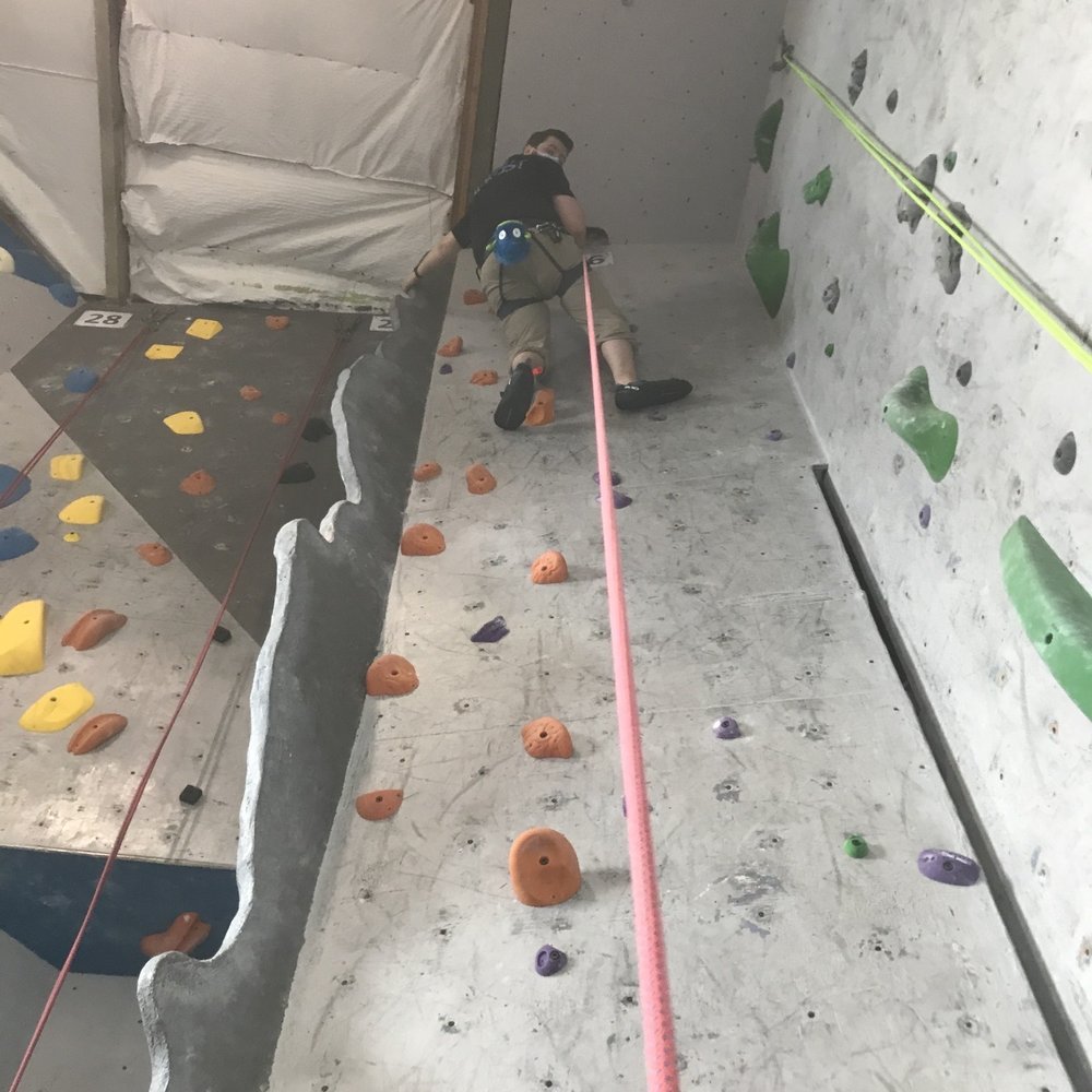 Summit Everett - Top rope wall with "fin" - Rock Climbing Near Me - Everett, Washington Summit Everett - Top rope wall with "fin" - Rock Climbing Near Me - Everett, Washington
