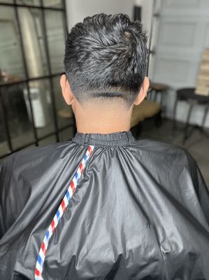 Holiday Cuts - Our barber provides skilled and professional services in the Las Vegas area. All services are included with a hot towel treatment, shampoo after the service and complimentary beverages. The goal is if you look good, you feel good. Holiday Cuts - Our barber provides skilled and professional services in the Las Vegas area. All services are included with a hot towel treatment, shampoo after the service and complimentary beverages. The goal is if you look good, you feel good.