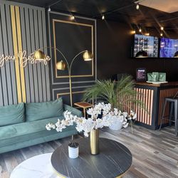Four K Nutrition - Gorgeous decor