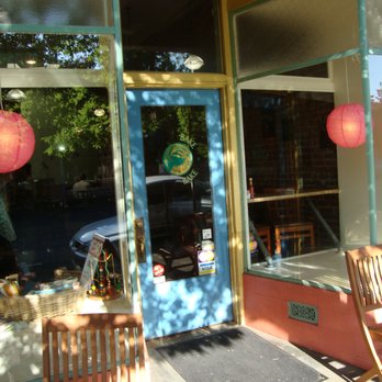 Mama's Cafe Bakery - Entry door for the cafe (right side). - Bakeries Near Me - Ukiah, California Mama's Cafe Bakery - Entry door for the cafe (right side). - Bakeries Near Me - Ukiah, California