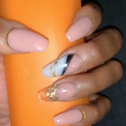 Nails Attraction