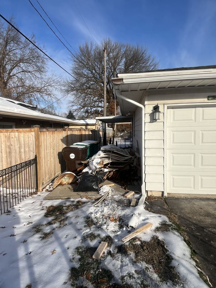 Davon's Lawn & More - tree service in Peoria, IL