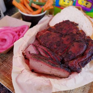 Knights’ Smokehouse BBQ - Takeout & Delivery - 161 Photos & 56 Reviews