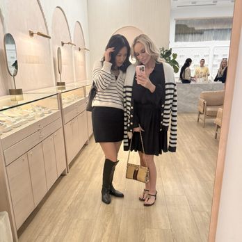 gorjana - Huge mirrors to try your jewelry on - Accessories Near Me - Irvine, California gorjana - Huge mirrors to try your jewelry on - Accessories Near Me - Irvine, California
