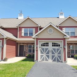 Parkside Townhomes - Building Exterior