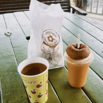 Cold Hollow Cider Mill - Donuts Near Me - Waterbury Center, Vermont Cold Hollow Cider Mill - Donuts Near Me - Waterbury Center, Vermont