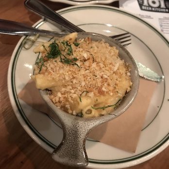101 Craft Kitchen - Mac & Cheese with bread crumbs on top - New American Near Me - Westerville, Ohio