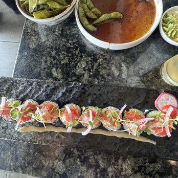 Oku - Everybody loves Raymond salmon sushi - Sushi Bars Near Me - Santa Barbara, California