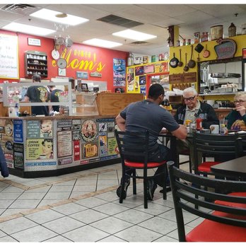 Mom's Diner - Lots to look at here. - Diners Near Me - Pahrump, Nevada
