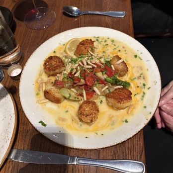 Kincaid's Fish, Chop & Steakhouse - Almond Crusted Sea Scallops - Steakhouses Near Me - Bloomington, Minnesota Kincaid's Fish, Chop & Steakhouse - Almond Crusted Sea Scallops - Steakhouses Near Me - Bloomington, Minnesota