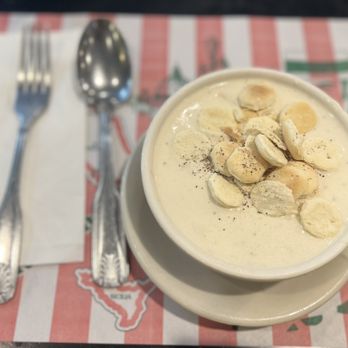 Randazzo's Clam Bar - Clam Chowder - Seafood Near Me - Brooklyn, New York Randazzo's Clam Bar - Clam Chowder - Seafood Near Me - Brooklyn, New York