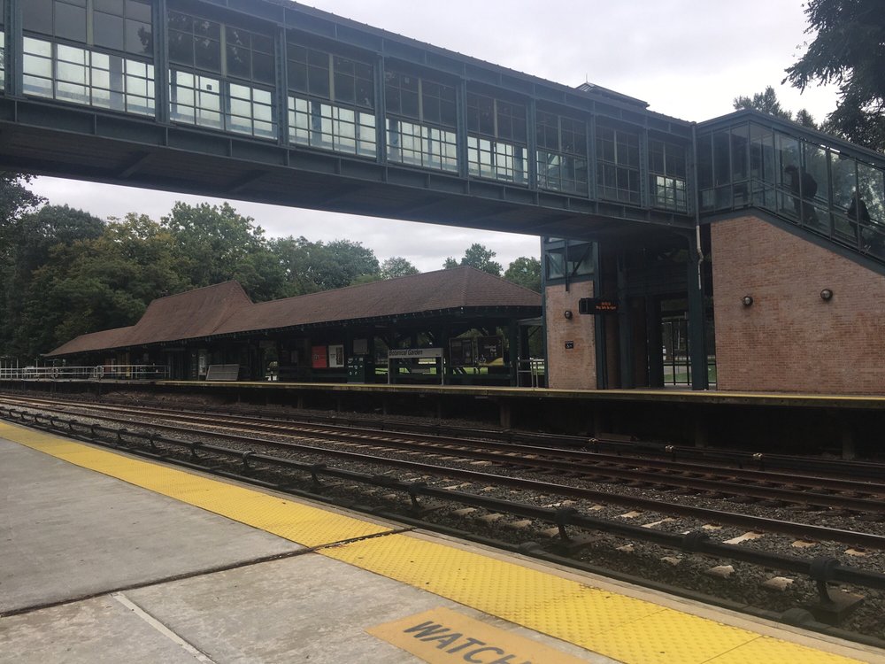Mta Metro North Station Botanical Garden Train Stations 2999 Southern Blvd Bronx Ny United States Yelp - Botanical Garden Train Station Bronx Ny Mta Metro North Station Botanical Garden Train Stations 2999 Southern Blvd Bronx Ny United States Yelp - Botanical Garden Train Station Bronx Ny