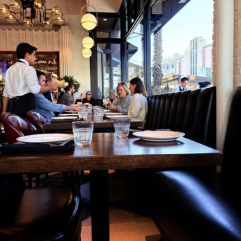Little Original Joe’s - Dining toom - Italian Near Me - San Francisco, California