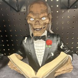 Spirit Halloween - Old nostalgia