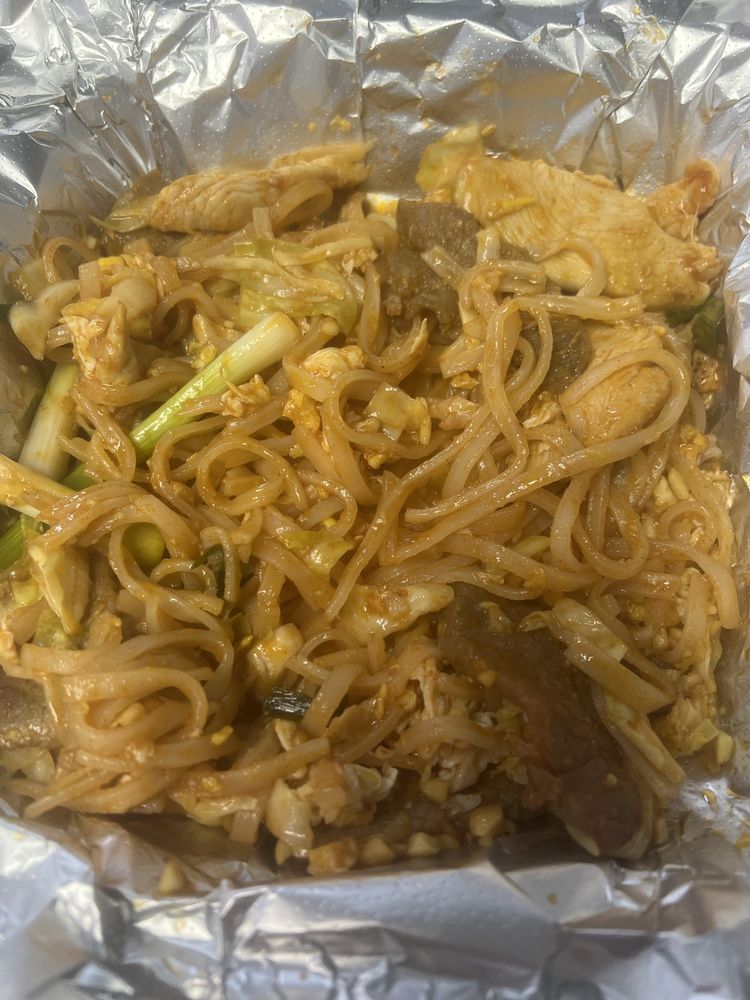 Pad Thai Logo