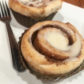 Brew Coffee Spot - The cinnamon rolls, try the apple cinnamon rolls! Sooo goood. - Coffee & Tea Near Me - La Mesa, California