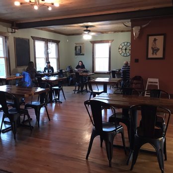 Brewskie's - Plenty of seating inside, even with social distancing. - Coffee & Tea Near Me - Asheboro, North Carolina Brewskie's - Plenty of seating inside, even with social distancing. - Coffee & Tea Near Me - Asheboro, North Carolina