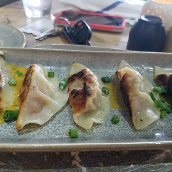 Moku Kitchen - Pot stickers - Cocktail Bars Near Me - Honolulu, Hawaii