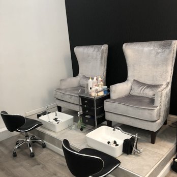 5 Diamonds Beauty Studio - Hair Salons Near Me - Bronx, New York 5 Diamonds Beauty Studio - Hair Salons Near Me - Bronx, New York