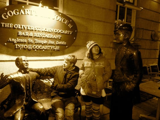 Musical Pub Crawl by null