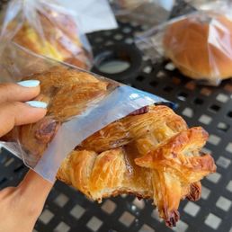 Pecan croissant