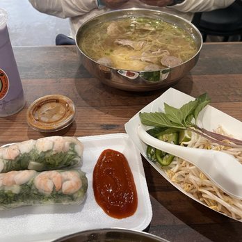 Sugar Spice - Spring Rolls (2) - Vietnamese Near Me - Hewitt, Texas
