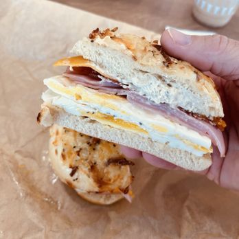 Einstein Bros. Bagels - Farmhouse Egg Sandwich - Breakfast & Brunch Near Me - League City, Texas Einstein Bros. Bagels - Farmhouse Egg Sandwich - Breakfast & Brunch Near Me - League City, Texas