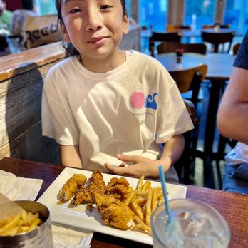 Wingcraft Kitchen & Beer Bar - Chicken Tenders 4 Snack - Gastropubs Near Me - Atlantic City, New Jersey Wingcraft Kitchen & Beer Bar - Chicken Tenders 4 Snack - Gastropubs Near Me - Atlantic City, New Jersey