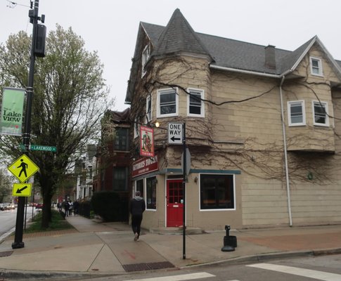 Guthries Tavern by null Guthries Tavern by null