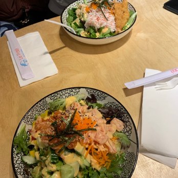 Le Poké Station - A sexy salmon masterpiece. Beautiful. - Hawaiian Near Me - Montreal, Quebec Le Poké Station - A sexy salmon masterpiece. Beautiful. - Hawaiian Near Me - Montreal, Quebec