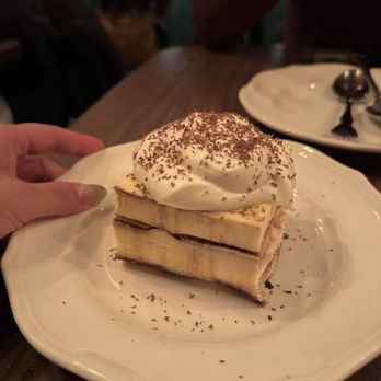 Donna's - Tiramisu - Italian Near Me - Los Angeles, California Donna's - Tiramisu - Italian Near Me - Los Angeles, California