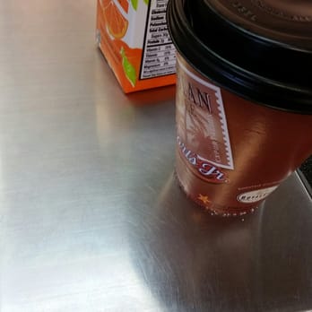 Carl's Jr - Coffee n OJ - Fast Food Near Me - Buttonwillow, California Carl's Jr - Coffee n OJ - Fast Food Near Me - Buttonwillow, California