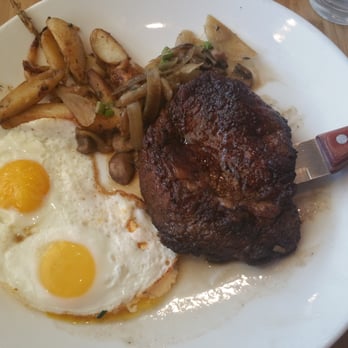 Early Bird - Real-Deal-Holyfield Steak & Eggs - New American Near Me - Fullerton, California
