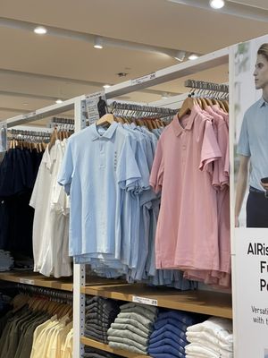 UNIQLO The BLOC by null