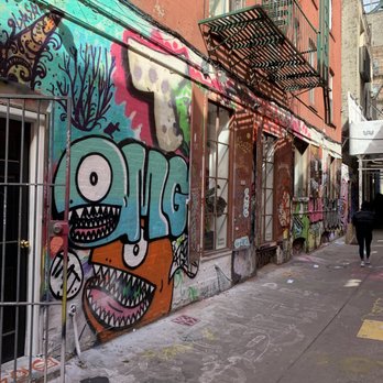 Freemans - Alley to the restaurant - Breakfast & Brunch Near Me - New York, New York
