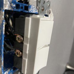 Seven 7 Electric - Steve well organized wires to its place!