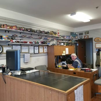 Petersen Advanced Automotive - Front office with owner Dennis petersen - Auto Repair Near Me - Henderson, Nevada Petersen Advanced Automotive - Front office with owner Dennis petersen - Auto Repair Near Me - Henderson, Nevada