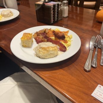MetropolitanKC - Complimentary breakfast - Steakhouses Near Me - Kansas City, Missouri MetropolitanKC - Complimentary breakfast - Steakhouses Near Me - Kansas City, Missouri