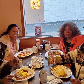 Compton's Pancake House - Breakfast & Brunch Near Me - Stroudsburg, Pennsylvania Compton's Pancake House - Breakfast & Brunch Near Me - Stroudsburg, Pennsylvania