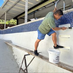 Hunakai Pools Service - Pool resurfacing with tiles