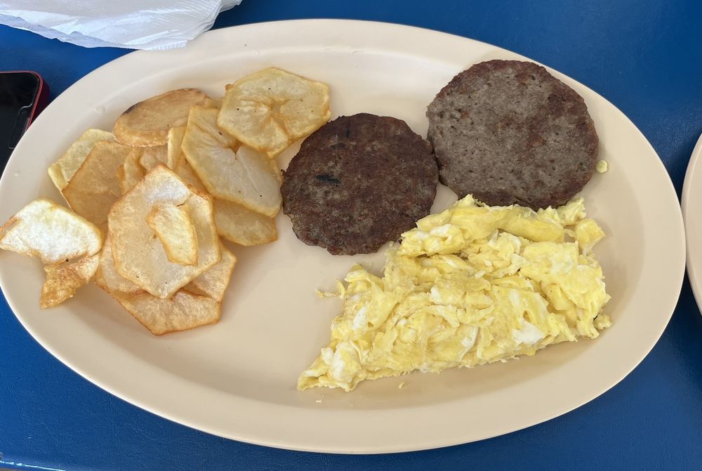 MISS BETTY’S DINER 19 Photos & 22 Reviews 24130 Louisville Rd, Park