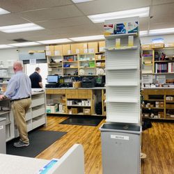 Beaverton Pharmacy - Behind the scenes