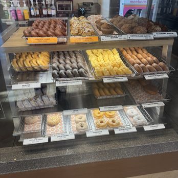 Dunkin' - Dozen Donuts - Donuts Near Me - Metairie, Louisiana