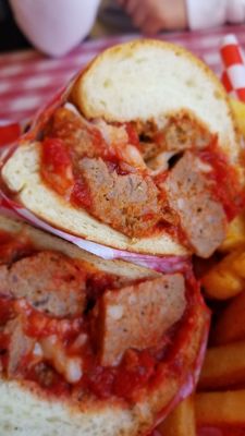 Pub N' Sub by null