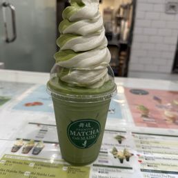 Matcha Vanilla Tea Float