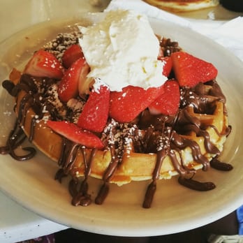 Briarpatch Restaurant - Nutella waffle - American Near Me - Winter Park, Florida