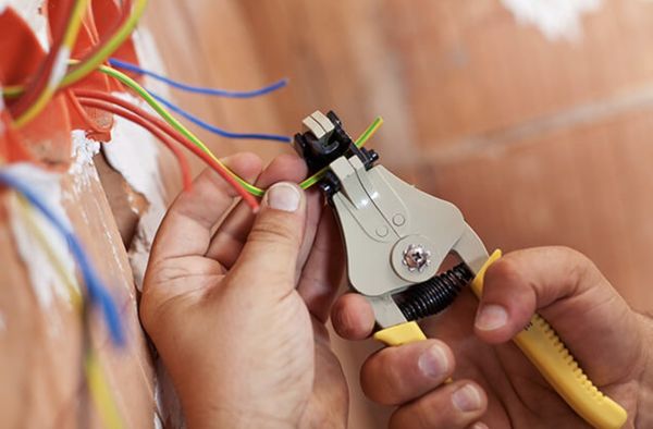 A/C & Appliance Repair / Installation - Call today for the quickest free estimate!

HDJ Electric Service has over 30 years of experience and we are dedicated to give you the best service and prices you deserve. Please call us with any needs of electric service, upgrade or repair. Commercial and residential services available.