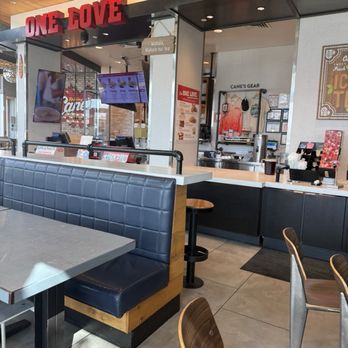 Raising Cane's Chicken Fingers - Chicken Shop Near Me - Honolulu, Hawaii Raising Cane's Chicken Fingers - Chicken Shop Near Me - Honolulu, Hawaii