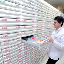 Pharmacie des Olympiades - Plus de 20 personnes à votre service dont 4 pharmaciens